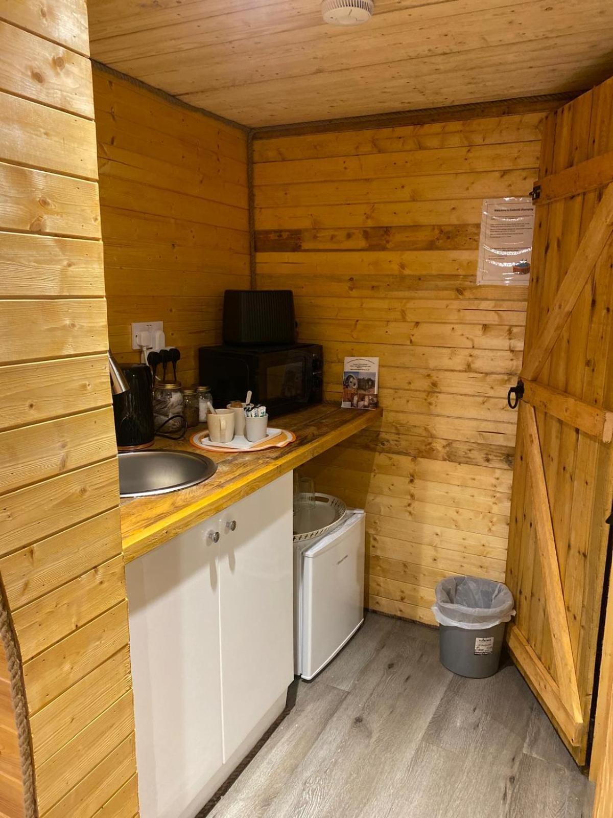 Crabmill Glamping Bewdley Hotel Exterior foto